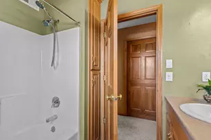 W5894 Sweet Clover Dr, Appleton, WI 54915 - Photo 38