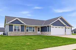 2359 Tigerwood Trl, De Pere, WI 54115 - Photo 30