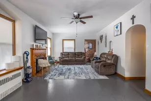714 N Oneida St, Appleton, WI 54911 - Photo 4