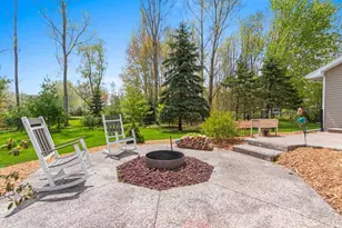 5023 Country Breeze Ln, Larsen, WI 54947 - Photo 12