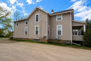 308 Prospect Ave, Oshkosh, WI 54901 - Photo 2