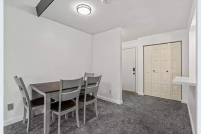 2686 Humboldt Road #14, Green Bay, WI 54311 - Photo 2