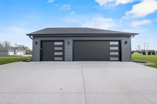 1765 Honor St, Neenah, WI 54956 - Photo 40