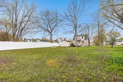 512 Allouez Avenue, Green Bay, WI 54301 - Photo 16
