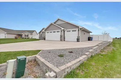1724 Bridge Port Circle, De Pere, WI 54115 - Photo 56