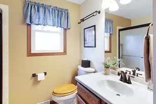 3638 Glenhaven Ln, Green Bay, WI 54301 - Photo 10
