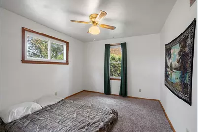 607 Hunters Point Road, Neenah, WI 54956 - Photo 12
