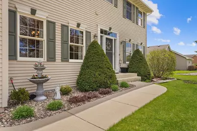 1644 Pendleton Road, Neenah, WI 54956 - Photo 2