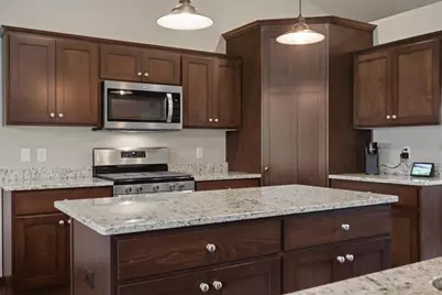 2078 S Sugar Court, Appleton, WI 54913 - Photo 14