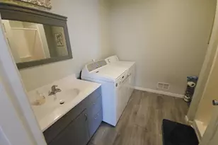 7968 W Herzog Rd, Iron Mountain, MI 49801 - Photo 28