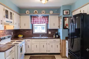 1311 S 31st St, Manitowoc, WI 54220 - Photo 6
