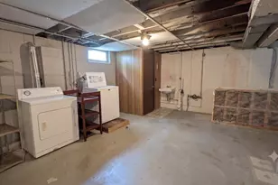 1311 S 31st St, Manitowoc, WI 54220 - Photo 12
