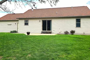 2165 Deer Haven Dr, Menasha, WI 54952 - Photo 34