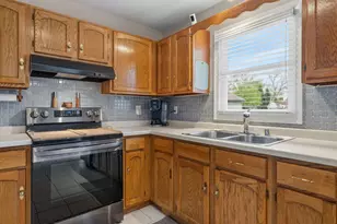 201 Fairway St, Combined Locks, WI 54113 - Photo 22