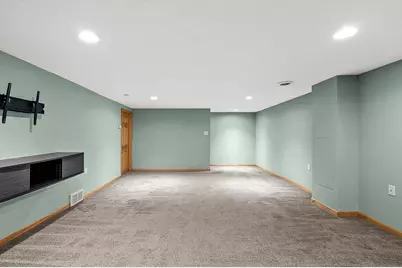 1870 Gary Lane, Green Bay, WI 54303 - Photo 28