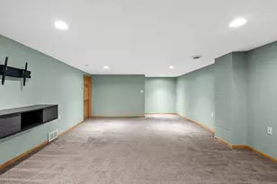 1870 Gary Ln, Green Bay, WI 54303 - Photo 28