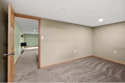 1870 Gary Lane, Green Bay, WI 54303 - Photo 32
