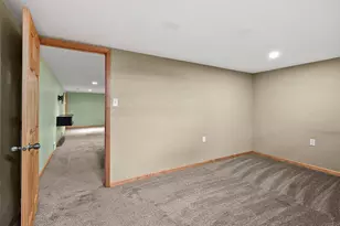 1870 Gary Ln, Green Bay, WI 54303 - Photo 32