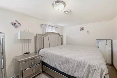 1217 St Clair Street, Green Bay, WI 54301 - Photo 16