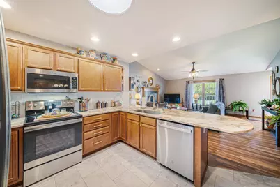 200 Prairie View Court, Waupaca, WI 54981 - Photo 10