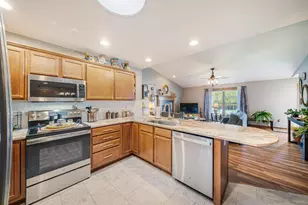 200 Prairie View Ct, Waupaca, WI 54981 - Photo 10
