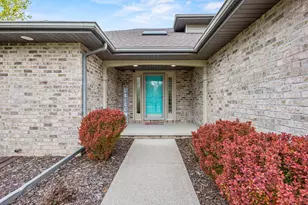 3022 Fairwinds Dr, Neenah, WI 54956 - Photo 64