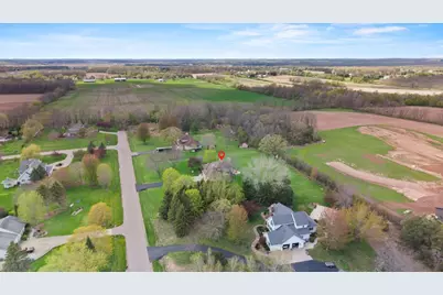 3022 Fairwinds Drive, Neenah, WI 54956 - Photo 78