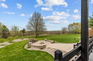 W8078 Hillcrest Ct, Hortonville, WI 54944 - Photo 54
