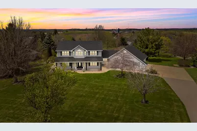 W8078 Hillcrest Court, Hortonville, WI 54944 - Photo 2