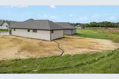 1624 N Honeysuckle Circle, De Pere, WI 54115 - Photo 58