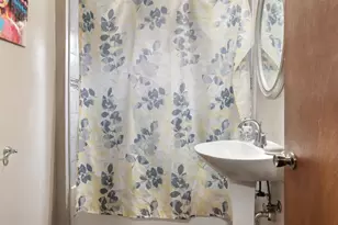 817 N Henry St, Green Bay, WI 54302 - Photo 14
