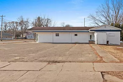 302 Collins Avenue, Oconto, WI 54153 - Photo 18
