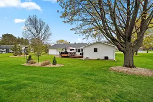 2504 Stonegate Dr, Suamico, WI 54313 - Photo 44