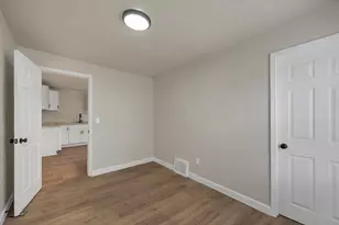 307 Ogden St, Marinette, WI 54143 - Photo 18