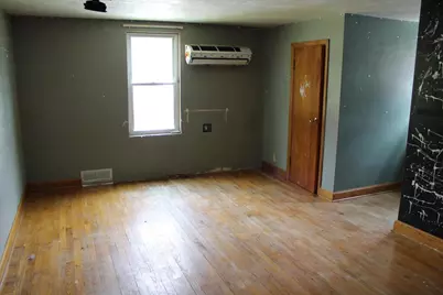 212 Highview Avenue, Shawano, WI 54166 - Photo 2