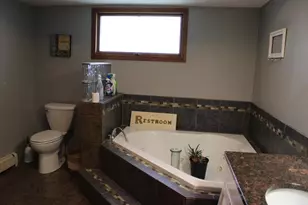 212 Highview Ave, Shawano, WI 54166 - Photo 6
