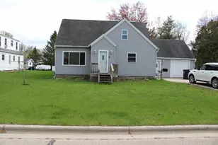 212 Highview Ave, Shawano, WI 54166 - Photo 12