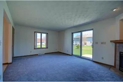 N280 Eastowne Lane, Appleton, WI 54915 - Photo 8