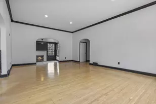 335 1st St, Menominee, MI 49858 - Photo 12