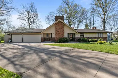 1841 Eagle Drive, Neenah, WI 54956 - Photo 2