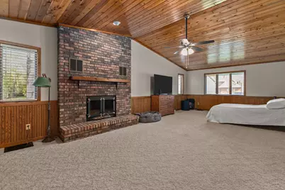 1841 Eagle Drive, Neenah, WI 54956 - Photo 12