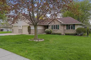 2298 Lost Dauphin Rd, De Pere, WI 54115 - Photo 48