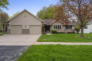 2298 Lost Dauphin Rd, De Pere, WI 54115 - Photo 46