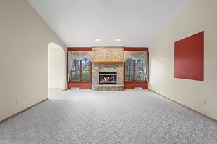 2298 Lost Dauphin Rd, De Pere, WI 54115 - Photo 4