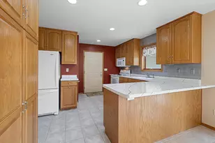 2298 Lost Dauphin Rd, De Pere, WI 54115 - Photo 12