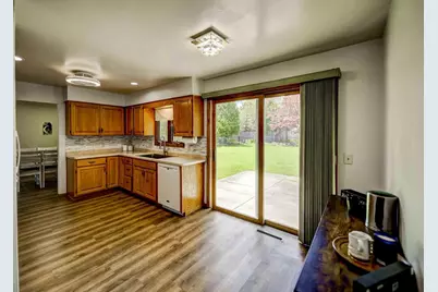 1235 Westhaven Drive, Oshkosh, WI 54904 - Photo 10