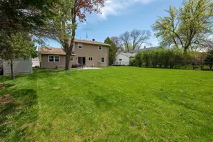 1235 S Westhaven Dr, Oshkosh, WI 54904 - Photo 40