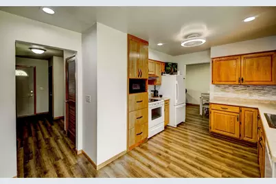 1235 Westhaven Drive, Oshkosh, WI 54904 - Photo 20