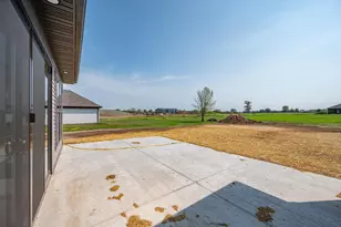 2025 Everett Dr, De Pere, WI 54115 - Photo 40