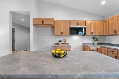 1900 Southland Lane, New London, WI 54961 - Photo 14